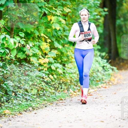 12.10.2025 - Bramfelder Halbmarathon 2025 Dr. Thomas Lammeyer http://msf.ph/oto/9343739 12.10.2025 09:59:41 Laufen 806 meine-sportfotos.de