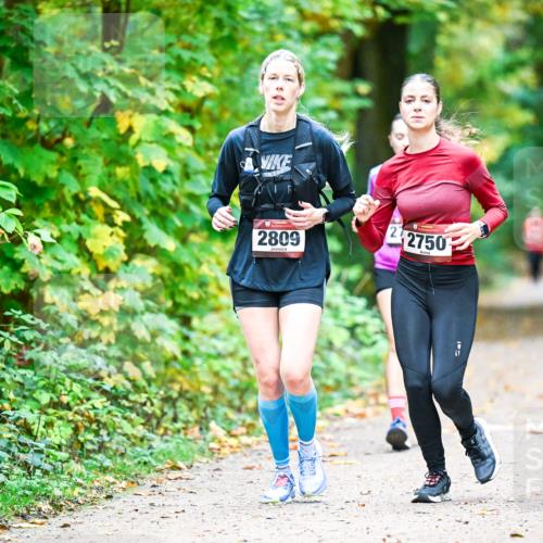 12.10.2025 - Bramfelder Halbmarathon 2025 Dr. Thomas Lammeyer http://msf.ph/oto/9343820 12.10.2025 10:00:30 Laufen 2809, 2750 meine-sportfotos.de
