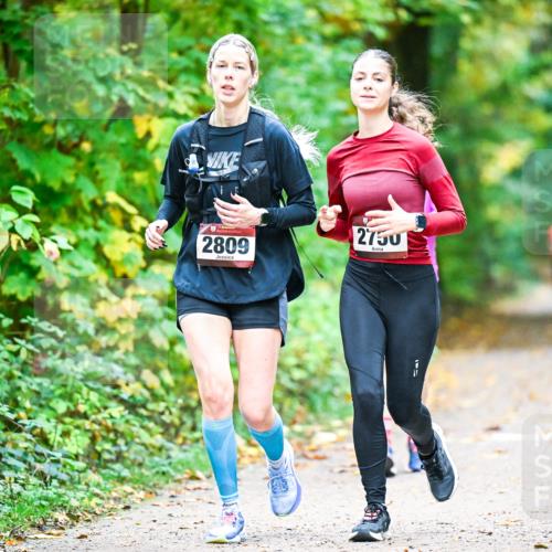 12.10.2025 - Bramfelder Halbmarathon 2025 Dr. Thomas Lammeyer http://msf.ph/oto/9343825 12.10.2025 10:00:31 Laufen 2809, 2750 meine-sportfotos.de