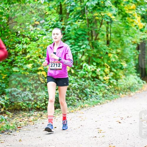 12.10.2025 - Bramfelder Halbmarathon 2025 Dr. Thomas Lammeyer http://msf.ph/oto/9343838 12.10.2025 10:00:35 Laufen 2712 meine-sportfotos.de