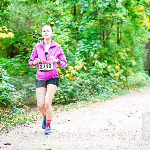 12.10.2025 - Bramfelder Halbmarathon 2025 Dr. Thomas Lammeyer http://msf.ph/oto/9343842 12.10.2025 10:00:36 Laufen 2712 meine-sportfotos.de