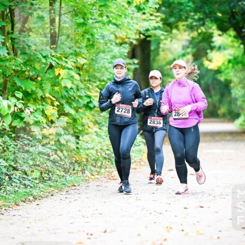 12.10.2025 - Bramfelder Halbmarathon 2025 Dr. Thomas Lammeyer http://msf.ph/oto/9343905 12.10.2025 10:01:19 Laufen 2728, 2836, 282 meine-sportfotos.de