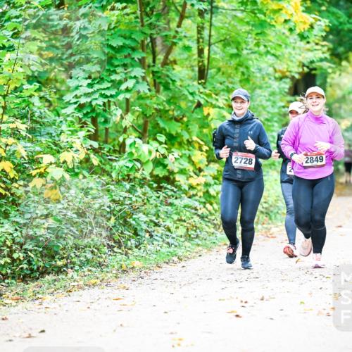 12.10.2025 - Bramfelder Halbmarathon 2025 Dr. Thomas Lammeyer http://msf.ph/oto/9343910 12.10.2025 10:01:20 Laufen 20, 2728, 2849 meine-sportfotos.de