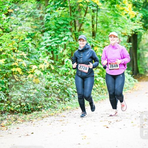 12.10.2025 - Bramfelder Halbmarathon 2025 Dr. Thomas Lammeyer http://msf.ph/oto/9343918 12.10.2025 10:01:22 Laufen 2728, 2849 meine-sportfotos.de