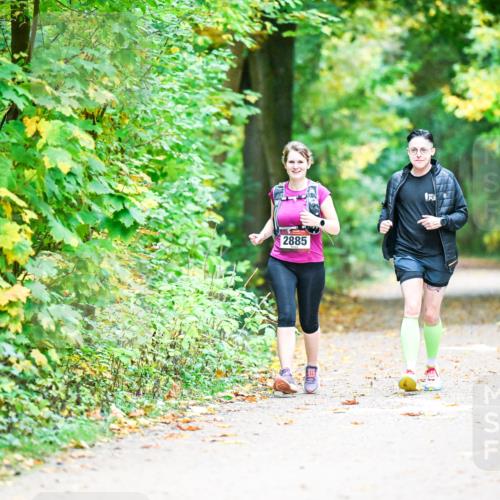 12.10.2025 - Bramfelder Halbmarathon 2025 Dr. Thomas Lammeyer http://msf.ph/oto/9343927 12.10.2025 10:01:39 Laufen 2885 meine-sportfotos.de