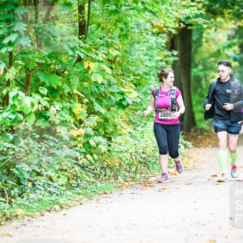 12.10.2025 - Bramfelder Halbmarathon 2025 Dr. Thomas Lammeyer http://msf.ph/oto/9343937 12.10.2025 10:01:41 Laufen 2885 meine-sportfotos.de