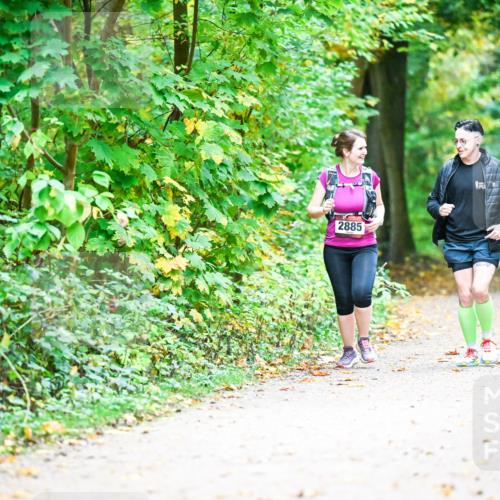 12.10.2025 - Bramfelder Halbmarathon 2025 Dr. Thomas Lammeyer http://msf.ph/oto/9343938 12.10.2025 10:01:41 Laufen 2885 meine-sportfotos.de