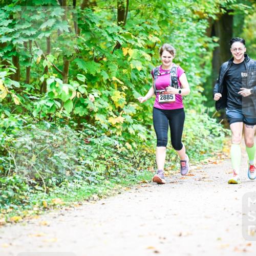 12.10.2025 - Bramfelder Halbmarathon 2025 Dr. Thomas Lammeyer http://msf.ph/oto/9343944 12.10.2025 10:01:42 Laufen 2885 meine-sportfotos.de