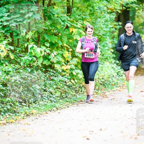 12.10.2025 - Bramfelder Halbmarathon 2025 Dr. Thomas Lammeyer http://msf.ph/oto/9343946 12.10.2025 10:01:43 Laufen 2885 meine-sportfotos.de