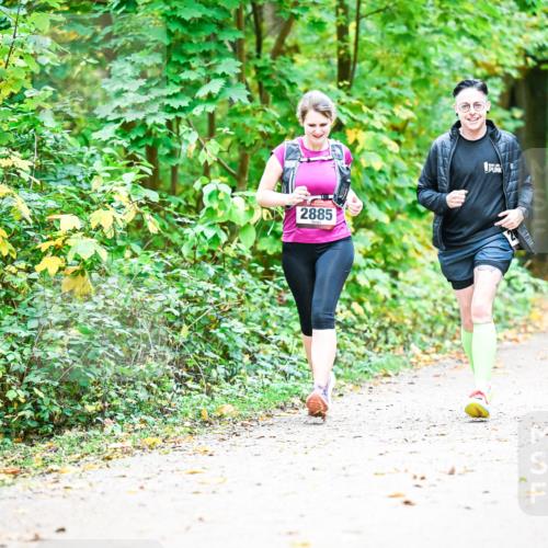 12.10.2025 - Bramfelder Halbmarathon 2025 Dr. Thomas Lammeyer http://msf.ph/oto/9343957 12.10.2025 10:01:44 Laufen 2885 meine-sportfotos.de
