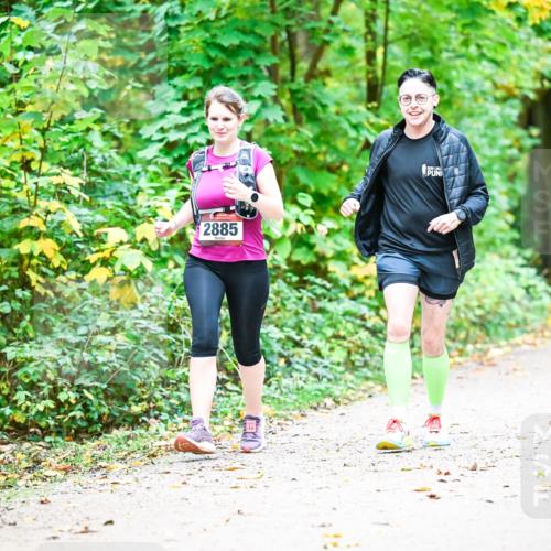 12.10.2025 - Bramfelder Halbmarathon 2025 Dr. Thomas Lammeyer http://msf.ph/oto/9343965 12.10.2025 10:01:45 Laufen 2885 meine-sportfotos.de