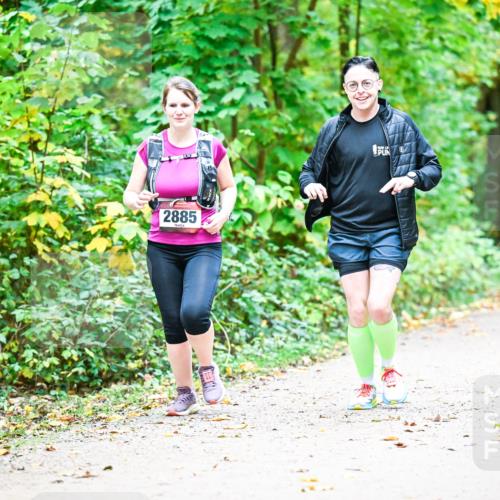 12.10.2025 - Bramfelder Halbmarathon 2025 Dr. Thomas Lammeyer http://msf.ph/oto/9343967 12.10.2025 10:01:45 Laufen 2885 meine-sportfotos.de