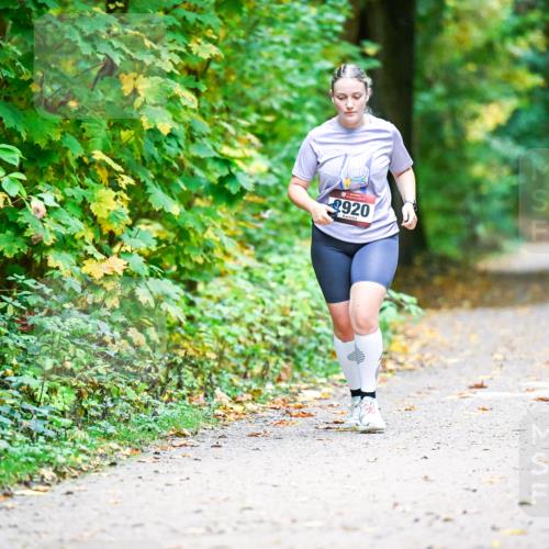 12.10.2025 - Bramfelder Halbmarathon 2025 Dr. Thomas Lammeyer http://msf.ph/oto/9344009 12.10.2025 10:02:24 Laufen 920 meine-sportfotos.de
