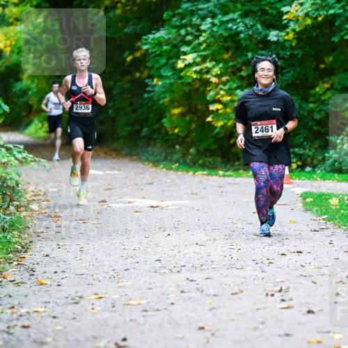 12.10.2025 - Bramfelder Halbmarathon 2025 Dr. Thomas Lammeyer http://msf.ph/oto/9344040 12.10.2025 10:03:05 Laufen 2936, 2461 meine-sportfotos.de
