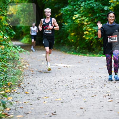 12.10.2025 - Bramfelder Halbmarathon 2025 Dr. Thomas Lammeyer http://msf.ph/oto/9344046 12.10.2025 10:03:06 Laufen 2936, 2461 meine-sportfotos.de