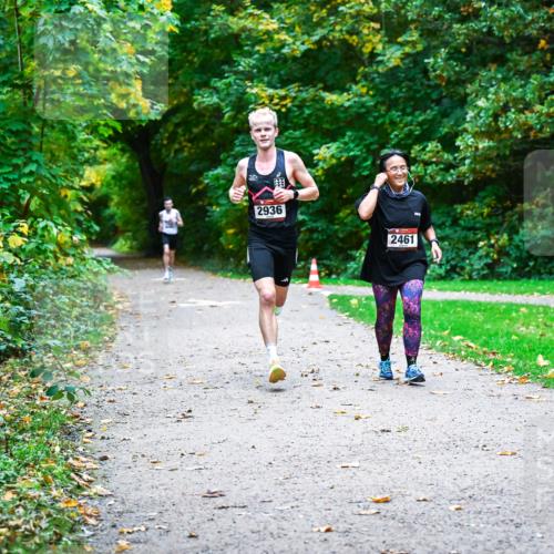 12.10.2025 - Bramfelder Halbmarathon 2025 Dr. Thomas Lammeyer http://msf.ph/oto/9344058 12.10.2025 10:03:08 Laufen 2936, 2461 meine-sportfotos.de