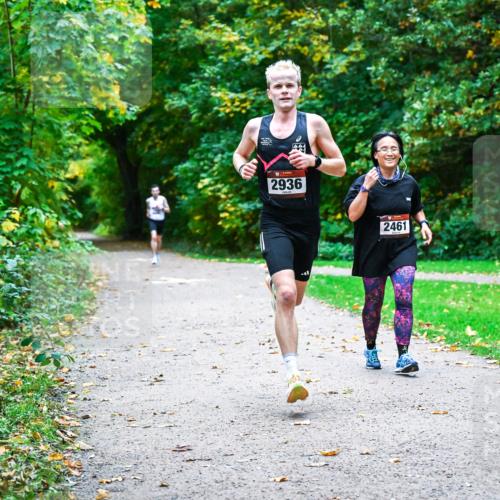 12.10.2025 - Bramfelder Halbmarathon 2025 Dr. Thomas Lammeyer http://msf.ph/oto/9344063 12.10.2025 10:03:09 Laufen 2936, 2, 2461 meine-sportfotos.de
