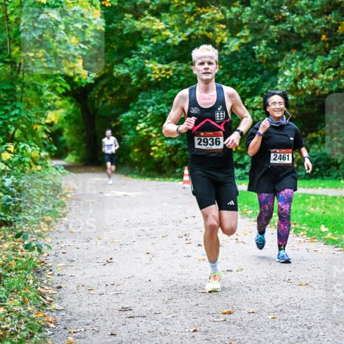 12.10.2025 - Bramfelder Halbmarathon 2025 Dr. Thomas Lammeyer http://msf.ph/oto/9344064 12.10.2025 10:03:09 Laufen 2936, 2461 meine-sportfotos.de