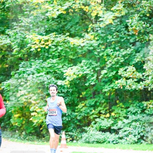 12.10.2025 - Bramfelder Halbmarathon 2025 Dr. Thomas Lammeyer http://msf.ph/oto/9344117 12.10.2025 10:04:33 Laufen 2424 meine-sportfotos.de