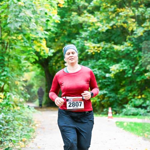 12.10.2025 - Bramfelder Halbmarathon 2025 Dr. Thomas Lammeyer http://msf.ph/oto/9344130 12.10.2025 10:04:35 Laufen 2807 meine-sportfotos.de