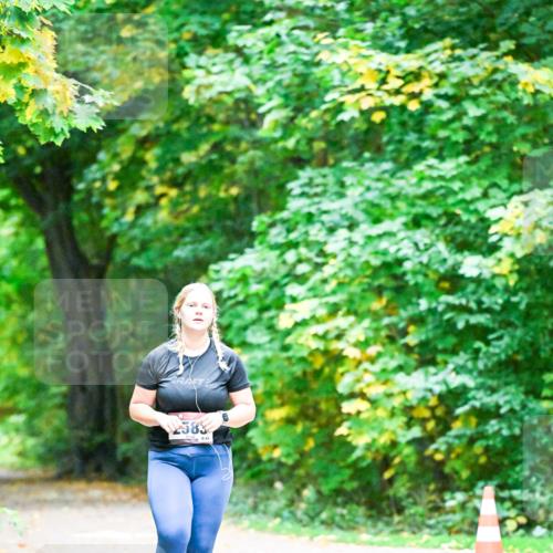 12.10.2025 - Bramfelder Halbmarathon 2025 Dr. Thomas Lammeyer http://msf.ph/oto/9344244 12.10.2025 10:07:20 Laufen 2583, 4 meine-sportfotos.de