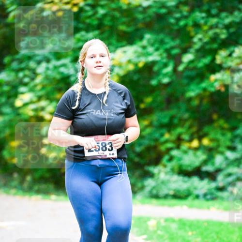12.10.2025 - Bramfelder Halbmarathon 2025 Dr. Thomas Lammeyer http://msf.ph/oto/9344275 12.10.2025 10:07:24 Laufen 583, 48 meine-sportfotos.de