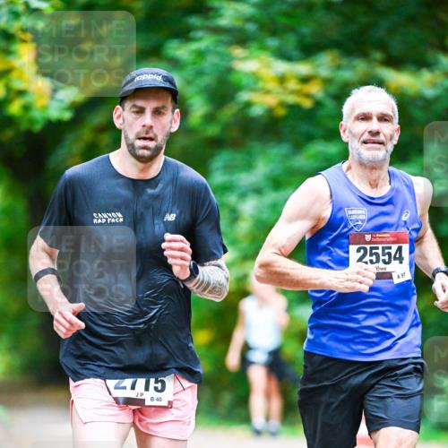 12.10.2025 - Bramfelder Halbmarathon 2025 Dr. Thomas Lammeyer http://msf.ph/oto/9344347 12.10.2025 10:08:29 Laufen 275, 40, 34, 2554, 97 meine-sportfotos.de