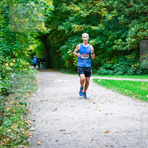 12.10.2025 - Bramfelder Halbmarathon 2025 Dr. Thomas Lammeyer http://msf.ph/oto/9344459 12.10.2025 10:09:24 Laufen 2988 meine-sportfotos.de
