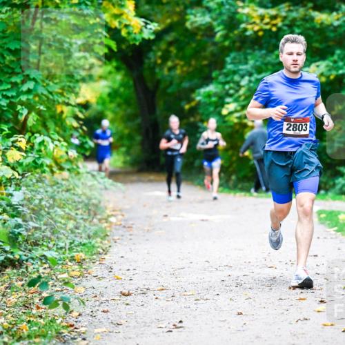 12.10.2025 - Bramfelder Halbmarathon 2025 Dr. Thomas Lammeyer http://msf.ph/oto/9344526 12.10.2025 10:10:54 Laufen 2803 meine-sportfotos.de