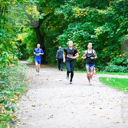 12.10.2025 - Bramfelder Halbmarathon 2025 Dr. Thomas Lammeyer http://msf.ph/oto/9344534 12.10.2025 10:10:57 Laufen 2955, 2431 meine-sportfotos.de