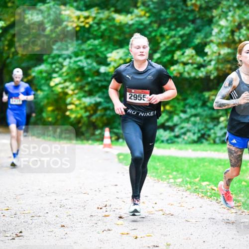 12.10.2025 - Bramfelder Halbmarathon 2025 Dr. Thomas Lammeyer http://msf.ph/oto/9344551 12.10.2025 10:11:00 Laufen 2955 meine-sportfotos.de