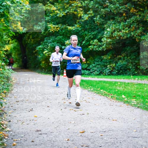 12.10.2025 - Bramfelder Halbmarathon 2025 Dr. Thomas Lammeyer http://msf.ph/oto/9344590 12.10.2025 10:11:13 Laufen 2530, 1, 3 meine-sportfotos.de