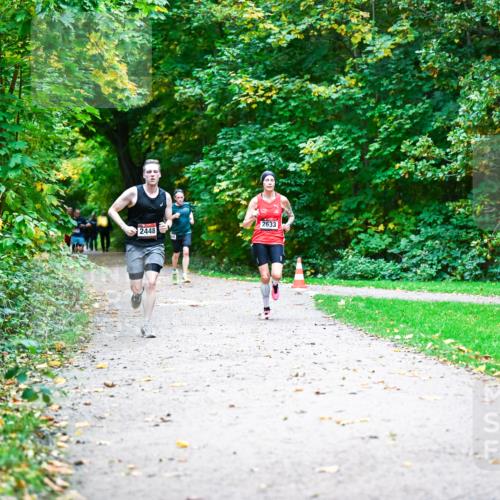 12.10.2025 - Bramfelder Halbmarathon 2025 Dr. Thomas Lammeyer http://msf.ph/oto/9344625 12.10.2025 10:11:25 Laufen 2633, 2448 meine-sportfotos.de