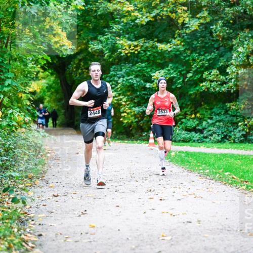12.10.2025 - Bramfelder Halbmarathon 2025 Dr. Thomas Lammeyer http://msf.ph/oto/9344633 12.10.2025 10:11:26 Laufen 2448, 2633 meine-sportfotos.de
