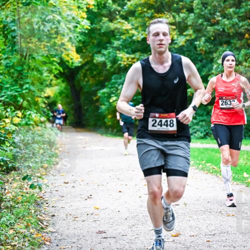 12.10.2025 - Bramfelder Halbmarathon 2025 Dr. Thomas Lammeyer http://msf.ph/oto/9344644 12.10.2025 10:11:28 Laufen 2448, 2632 meine-sportfotos.de
