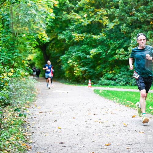 12.10.2025 - Bramfelder Halbmarathon 2025 Dr. Thomas Lammeyer http://msf.ph/oto/9344662 12.10.2025 10:11:31 Laufen 188 meine-sportfotos.de