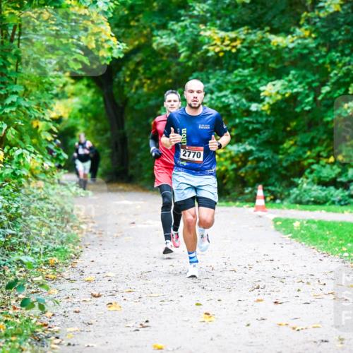 12.10.2025 - Bramfelder Halbmarathon 2025 Dr. Thomas Lammeyer http://msf.ph/oto/9344672 12.10.2025 10:11:35 Laufen 2770, 21, 09, 2025 meine-sportfotos.de