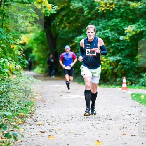 12.10.2025 - Bramfelder Halbmarathon 2025 Dr. Thomas Lammeyer http://msf.ph/oto/9344711 12.10.2025 10:11:43 Laufen 01, 2489 meine-sportfotos.de