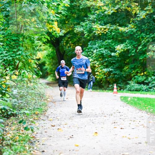 12.10.2025 - Bramfelder Halbmarathon 2025 Dr. Thomas Lammeyer http://msf.ph/oto/9344748 12.10.2025 10:12:00 Laufen 2894, 2999 meine-sportfotos.de