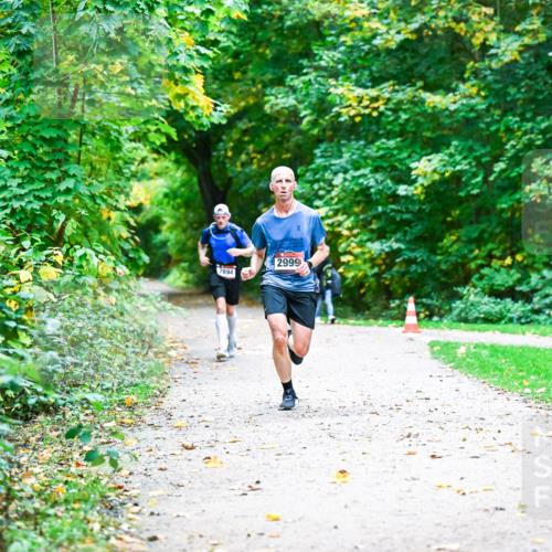 12.10.2025 - Bramfelder Halbmarathon 2025 Dr. Thomas Lammeyer http://msf.ph/oto/9344749 12.10.2025 10:12:00 Laufen 2894, 2999 meine-sportfotos.de