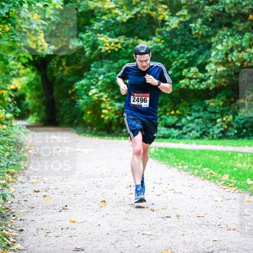 12.10.2025 - Bramfelder Halbmarathon 2025 Dr. Thomas Lammeyer http://msf.ph/oto/9344793 12.10.2025 10:12:27 Laufen 2496, 855 meine-sportfotos.de