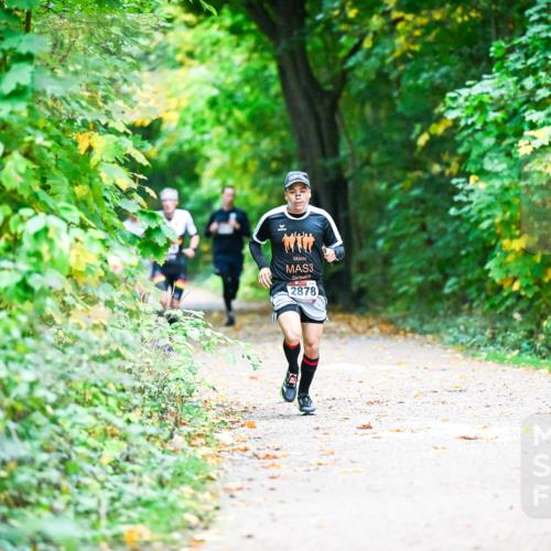 12.10.2025 - Bramfelder Halbmarathon 2025 Dr. Thomas Lammeyer http://msf.ph/oto/9344805 12.10.2025 10:12:37 Laufen 3, 2878 meine-sportfotos.de