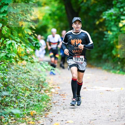 12.10.2025 - Bramfelder Halbmarathon 2025 Dr. Thomas Lammeyer http://msf.ph/oto/9344825 12.10.2025 10:12:40 Laufen 46, 2878 meine-sportfotos.de