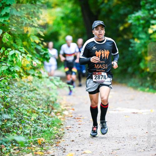 12.10.2025 - Bramfelder Halbmarathon 2025 Dr. Thomas Lammeyer http://msf.ph/oto/9344827 12.10.2025 10:12:40 Laufen 3, 2878 meine-sportfotos.de