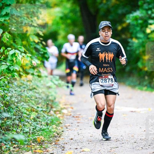 12.10.2025 - Bramfelder Halbmarathon 2025 Dr. Thomas Lammeyer http://msf.ph/oto/9344829 12.10.2025 10:12:40 Laufen 3, 46, 2878 meine-sportfotos.de