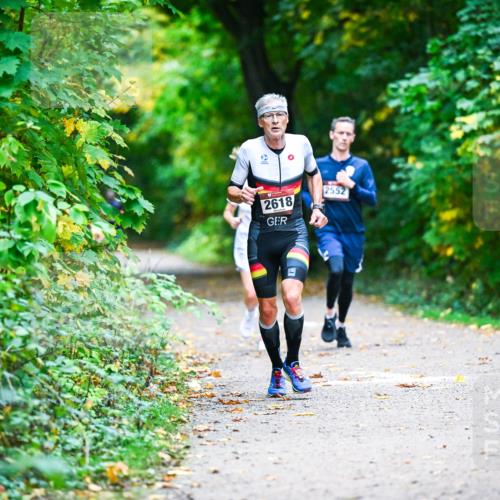 12.10.2025 - Bramfelder Halbmarathon 2025 Dr. Thomas Lammeyer http://msf.ph/oto/9344841 12.10.2025 10:12:44 Laufen 2618, 2552 meine-sportfotos.de