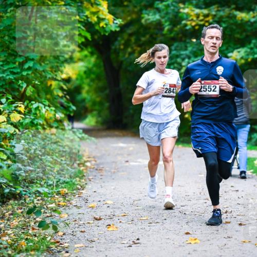 12.10.2025 - Bramfelder Halbmarathon 2025 Dr. Thomas Lammeyer http://msf.ph/oto/9344863 12.10.2025 10:12:49 Laufen 2842, 2552 meine-sportfotos.de