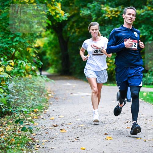 12.10.2025 - Bramfelder Halbmarathon 2025 Dr. Thomas Lammeyer http://msf.ph/oto/9344865 12.10.2025 10:12:49 Laufen 284, 52 meine-sportfotos.de
