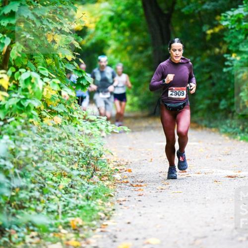 12.10.2025 - Bramfelder Halbmarathon 2025 Dr. Thomas Lammeyer http://msf.ph/oto/9344937 12.10.2025 10:13:22 Laufen 2909 meine-sportfotos.de