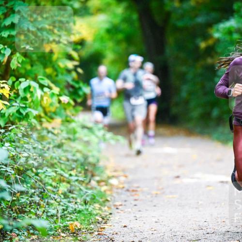 12.10.2025 - Bramfelder Halbmarathon 2025 Dr. Thomas Lammeyer http://msf.ph/oto/9344955 12.10.2025 10:13:25 Laufen 24, 2909 meine-sportfotos.de